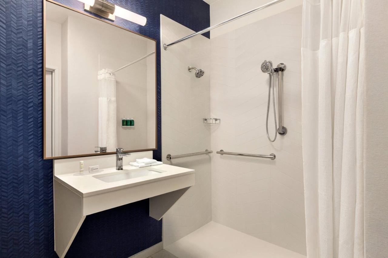 Fairfield Inn Erie Millcreek Mall Eksteriør billede