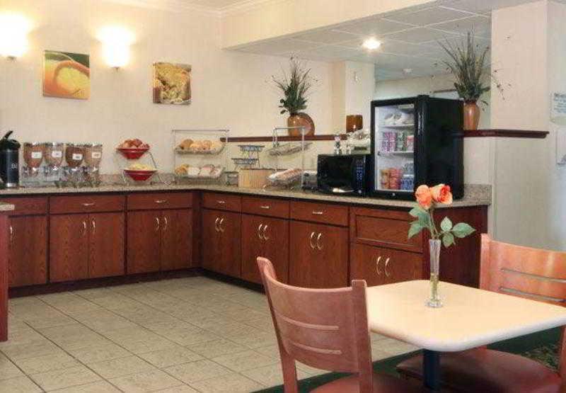 Fairfield Inn Erie Millcreek Mall Restaurant billede
